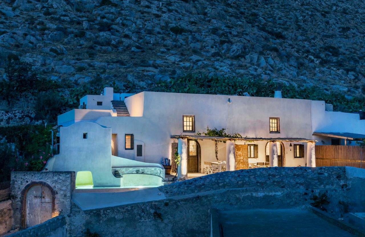 Canava Villas #2 In Santorini Private Pool Emporio  Exteriör bild